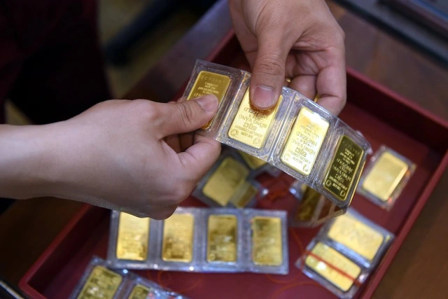 SJC tăng nửa triệu, giá vàng toàn cầu ngày 6/10 giảm