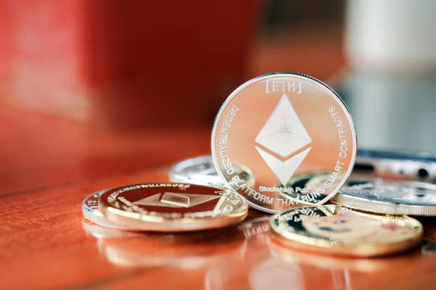 Ethereum siết cung trên sàn, staking đạt đỉnh, sẵn sàng tăng giá