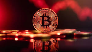 Bitcoin Chạm Đáy Sau Khi Giảm 30% – Xu Hướng Tiếp Theo Là Gì ?